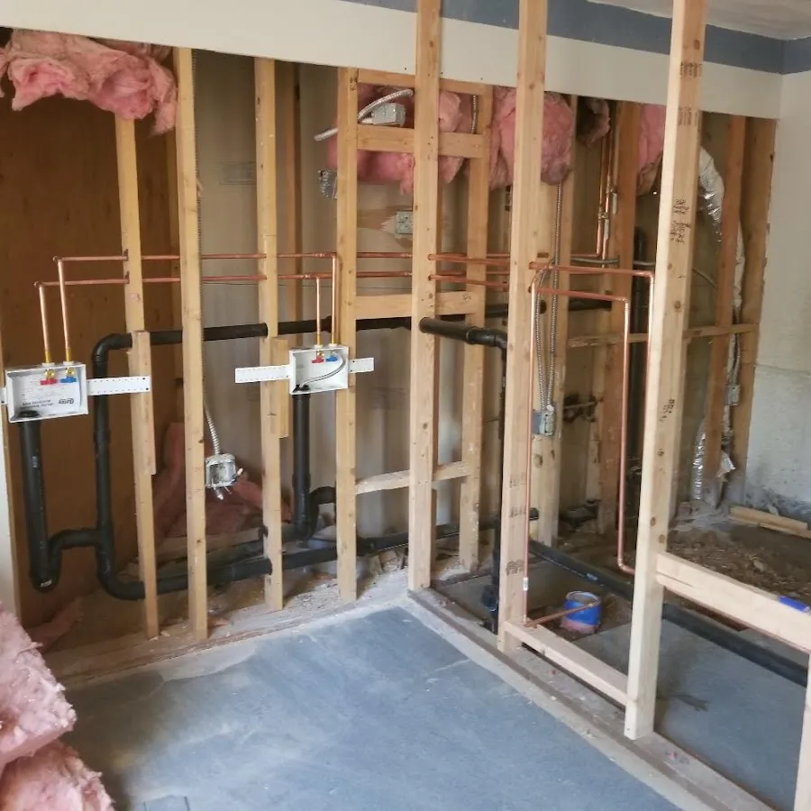 Copper pipe rough-in and plumbing installation in Massac